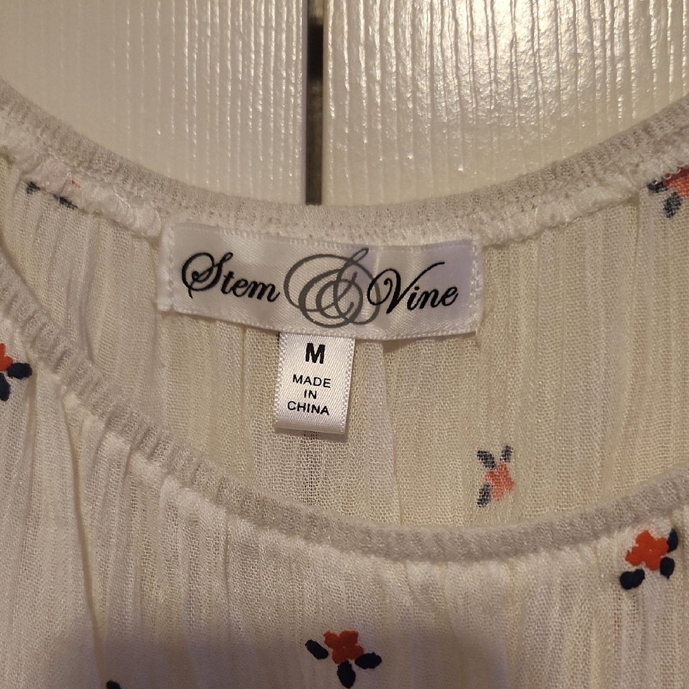 Chic White And Orange Patterned Blouse - image 2